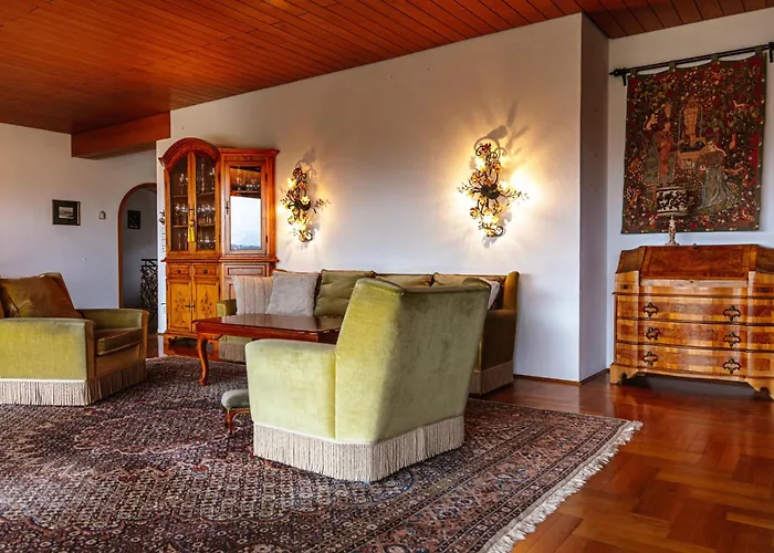 Landhausvilla Watzmannblick * Saaldorf-Surheim